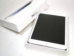 apple iPad mini WiFi 32GB 白　MD532